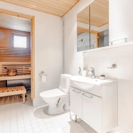 Modern 1br With Private Sauna & Next To Slopes 레비